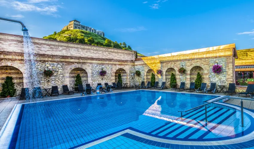 Hotel Kapitány Superior Wellness Sümeg - Pünkösd a Kapitányban (min. 3 éj)