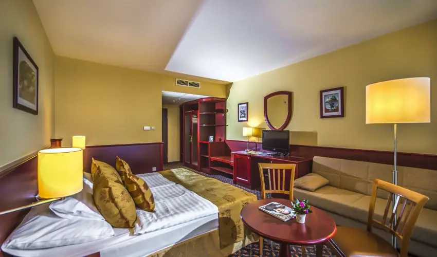 Hotel Kapitány Superior Wellness Sümeg - Pünkösd a Kapitányban (min. 3 éj)