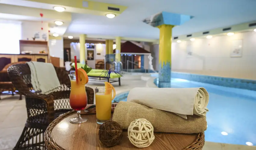 Hotel Korona Wellness, Rendezvény & Borhotel Eger Eger - Pünkösd Egerben (min. 2 éj)