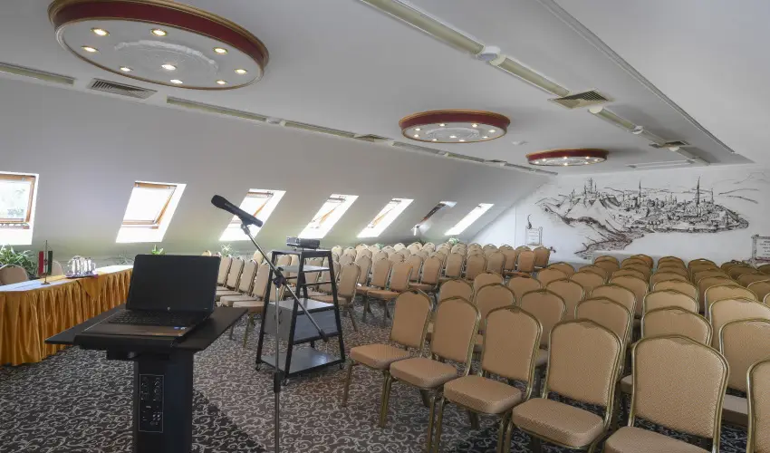 Hotel Korona Wellness, Rendezvény & Borhotel Eger Eger - Pünkösd Egerben (min. 2 éj)