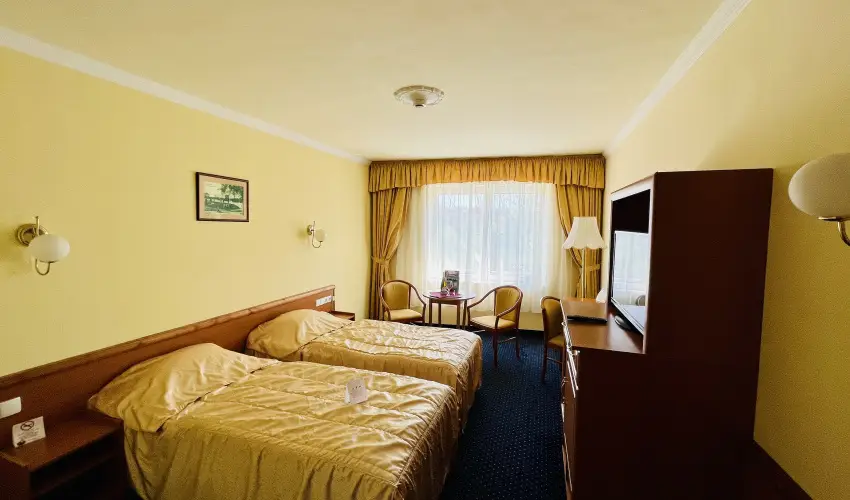 Hotel Korona Wellness, Rendezvény & Borhotel Eger Eger - Pünkösd Egerben (min. 2 éj)