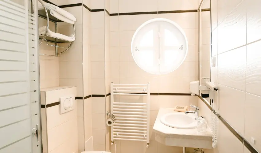 Hotel Korona Wellness, Rendezvény & Borhotel Eger Eger - Pünkösd Egerben (min. 2 éj)