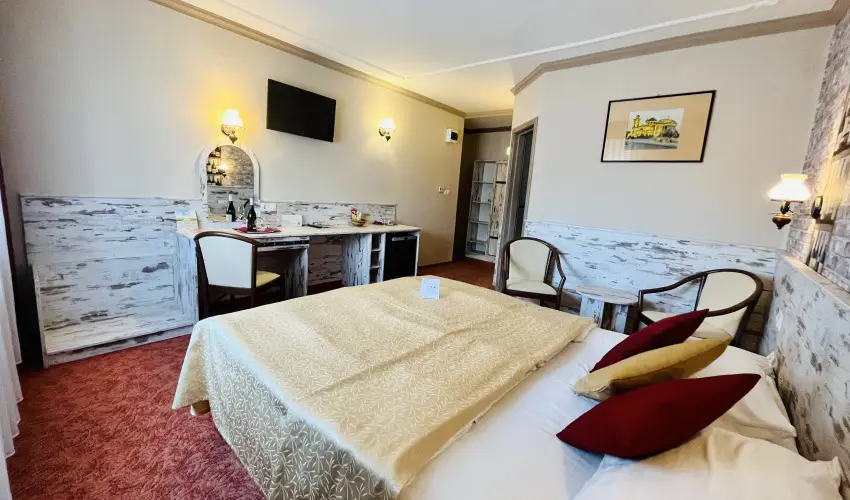 Hotel Korona Wellness, Rendezvény & Borhotel Eger Eger - Pünkösd Egerben (min. 2 éj)