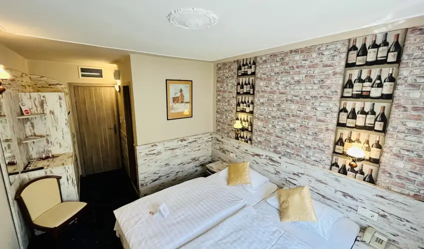 Hotel Korona Wellness, Rendezvény & Borhotel Eger Eger - Pünkösd Egerben (min. 2 éj)