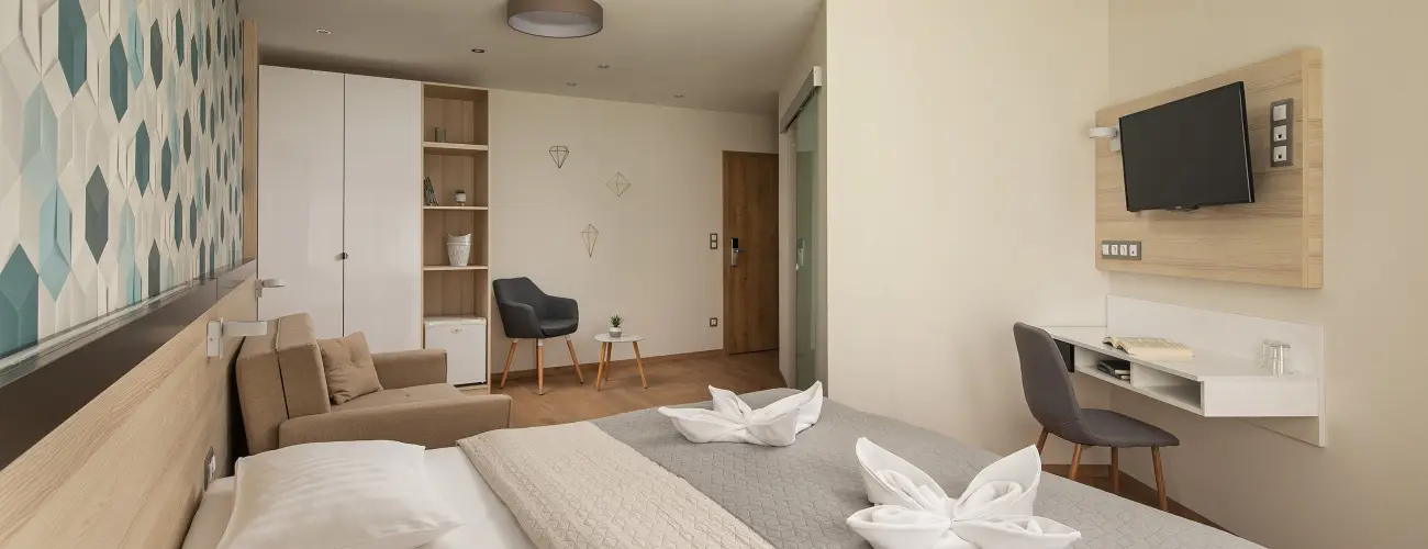Kristly Hotel Keszthely - Pnksd