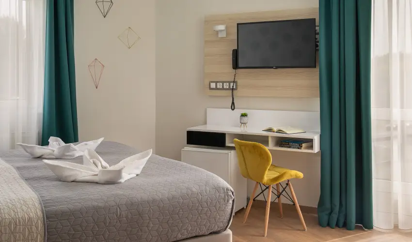 Kristly Hotel Keszthely - Pnksd