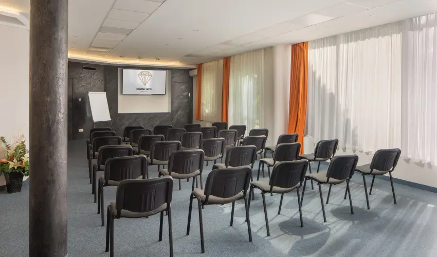 Kristly Hotel Keszthely - Pnksd