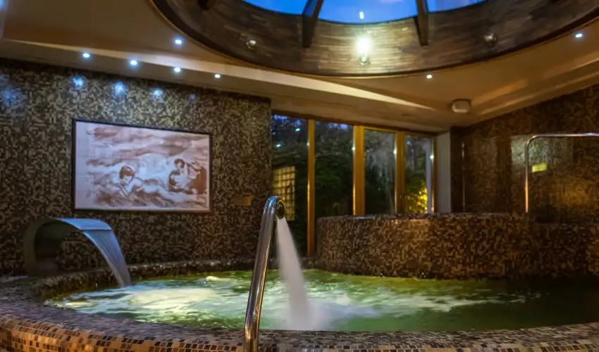Hotel Laroba Als��rs - P�nk�sd (min. 2 �j)