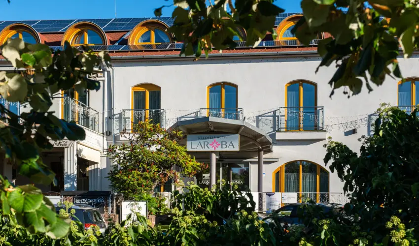 Hotel Laroba Als��rs - P�nk�sd (min. 2 �j)