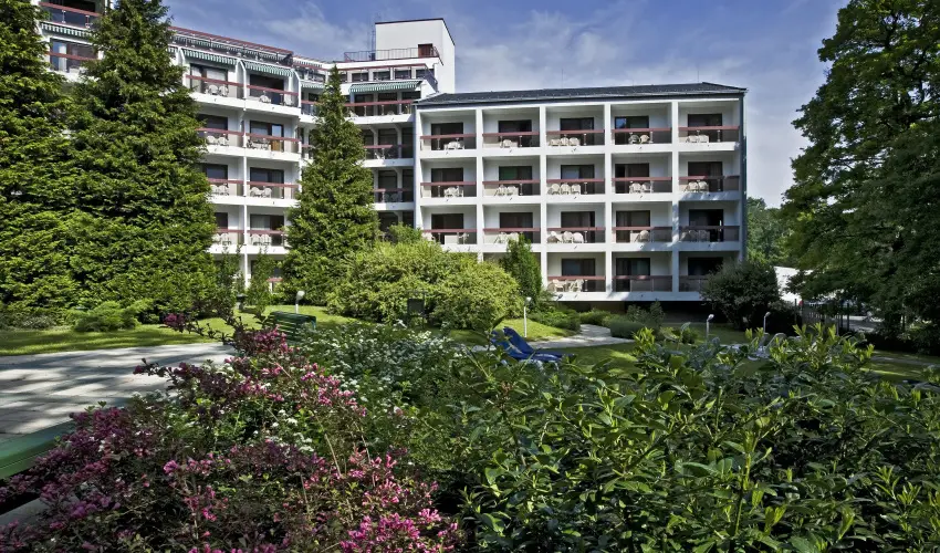 Hotel Lvr Sopron - Pnksd