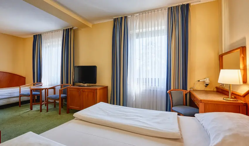 Hotel Lvr Sopron - Pnksd