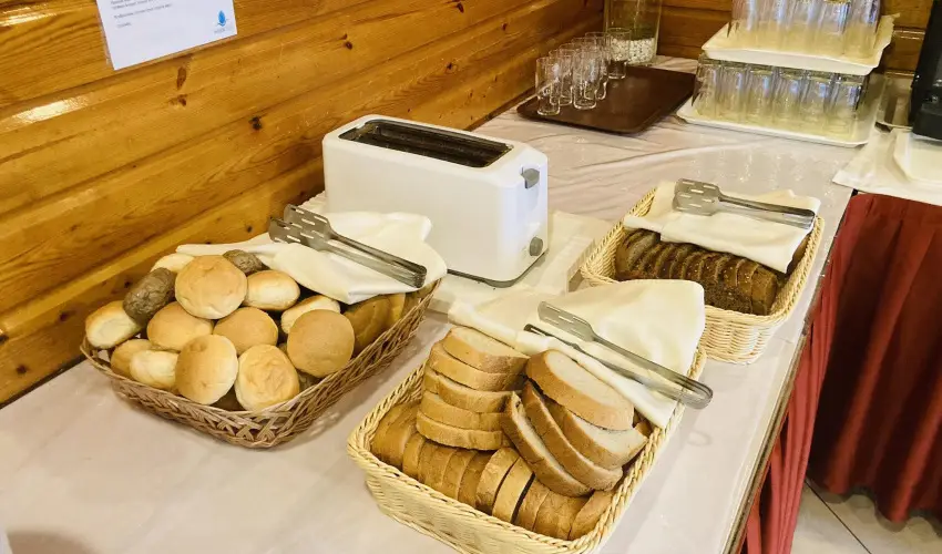 Majerik Hotel Hvz - Pnksd