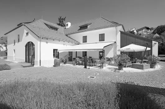 Hotel Historia Malomkert - P�nk�sd 