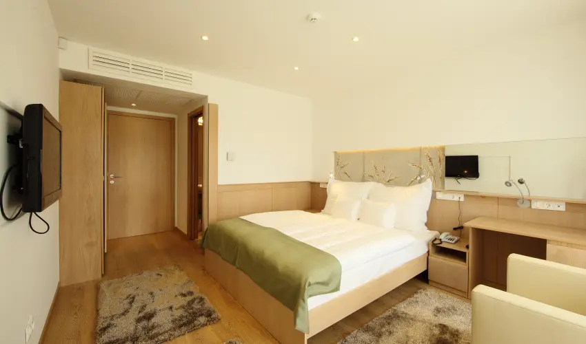 Hotel Historia Malomkert Veszpr�m - P�nk�sd 