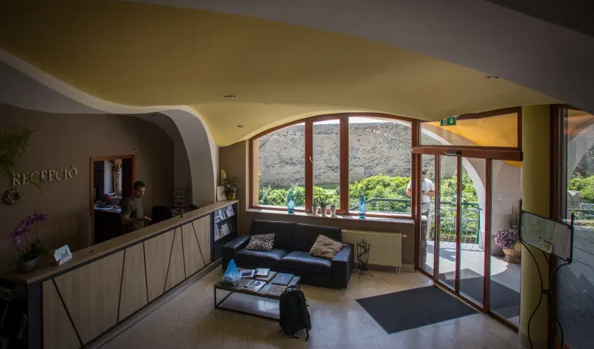 Sndor Hotel Pcs - Pnksd