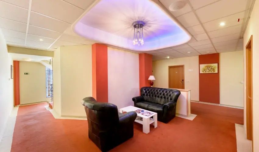 Hotel Ngy vszak Hajdszoboszl - Pnksd