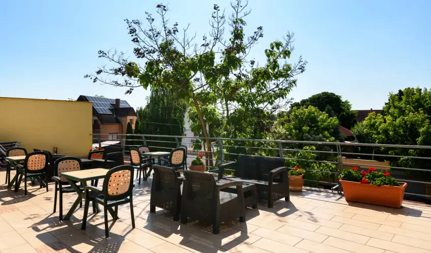 Hotel Ngy vszak Hajdszoboszl - Pnksd