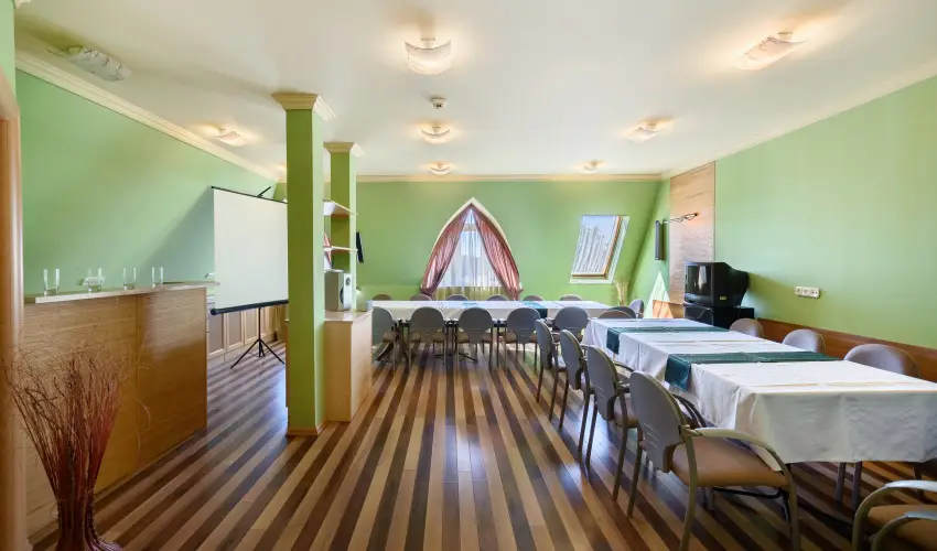 Hotel Ngy vszak Hajdszoboszl - Pnksd