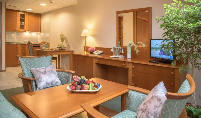 Palace Hotel  Hvz - Pnksd - teljes elrefizetssel