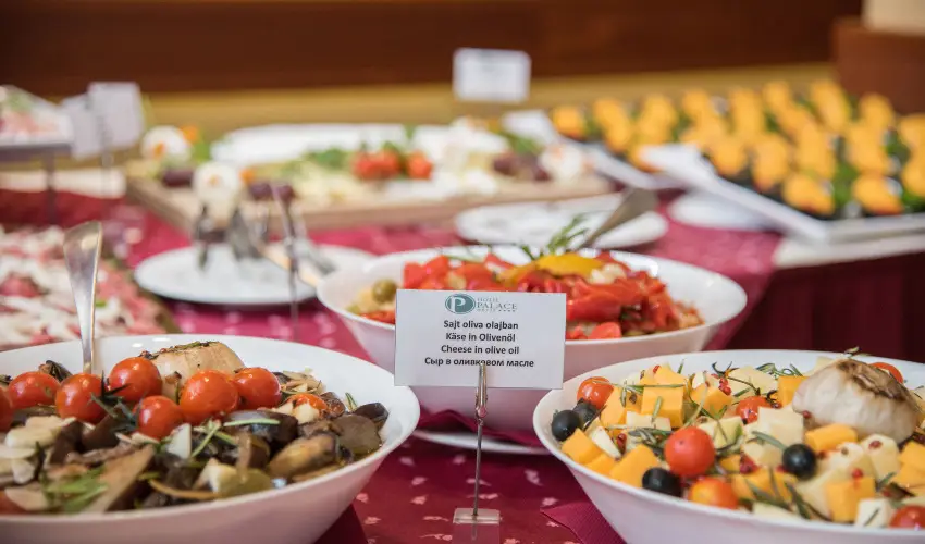 Palace Hotel  Hvz - Pnksd - teljes elrefizetssel