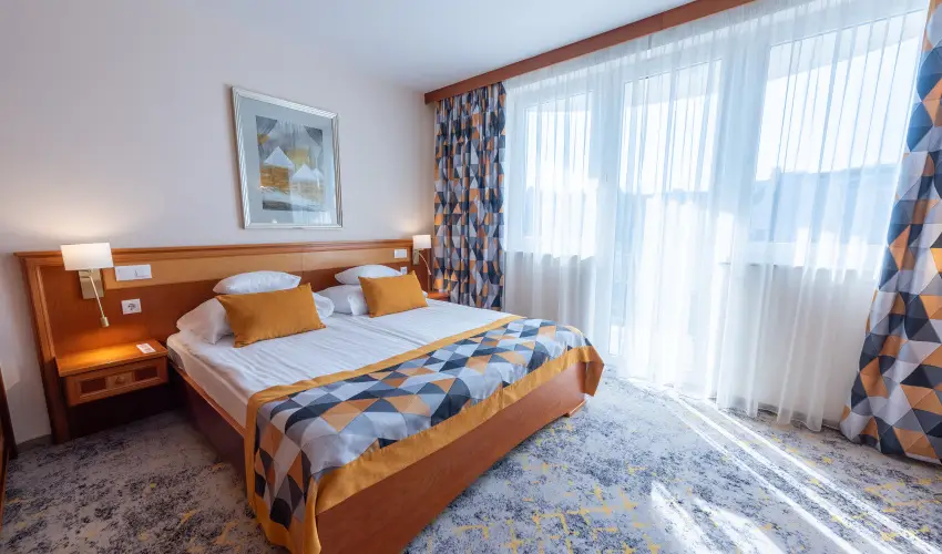 Palace Hotel  H�v�z - P�nk�sd 