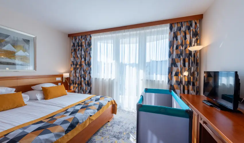 Palace Hotel  H�v�z - P�nk�sd 