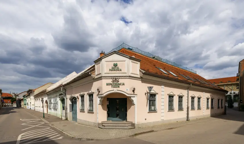 Hotel Pannonia Miskolc - P�nk�sd