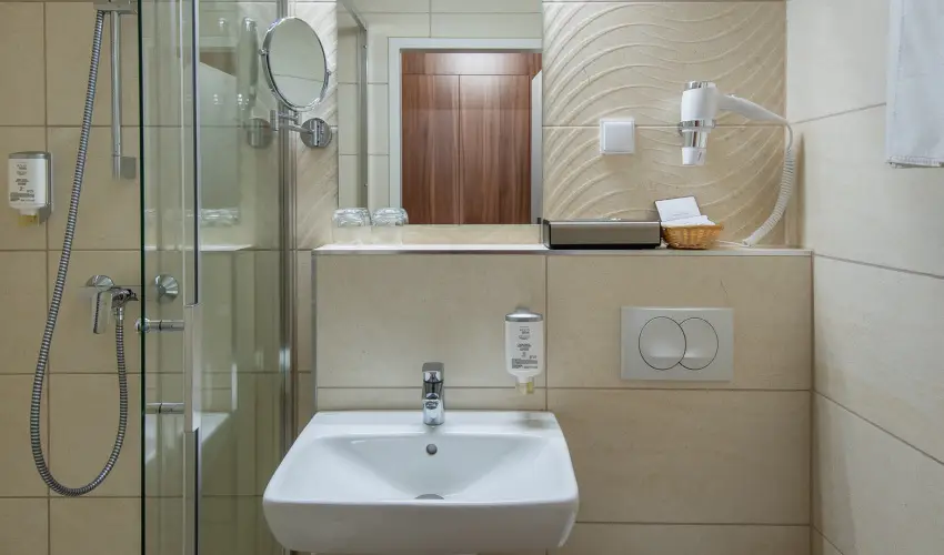 Hunguest Hotel Panor�ma H�v�z - P�nk�sdi pihen�s H�v�zen a Hunguest Panor�m�ban (min. 2 �j) 