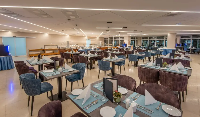 Hunguest Hotel Panor�ma H�v�z - P�nk�sdi pihen�s H�v�zen a Hunguest Panor�m�ban (min. 2 �j) 