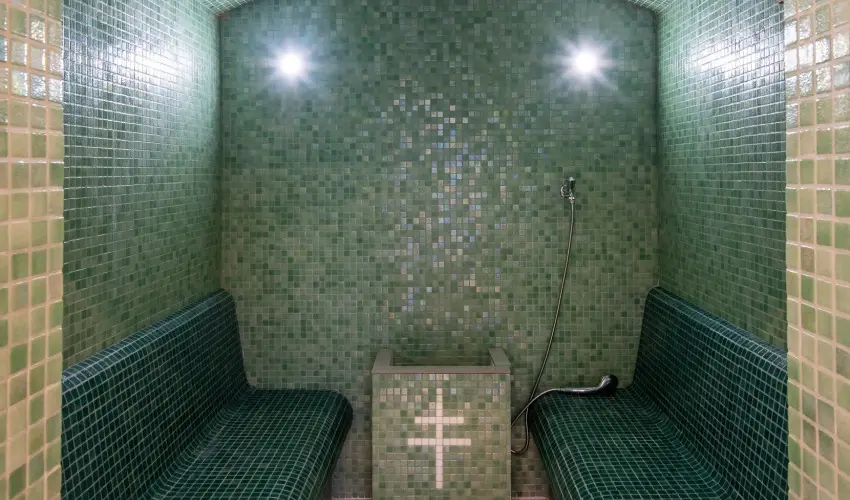 Hunguest Hotel Panor�ma H�v�z - P�nk�sdi pihen�s H�v�zen a Hunguest Panor�m�ban (min. 2 �j) 