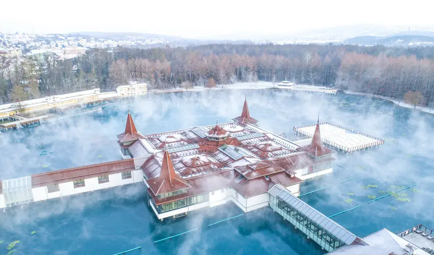 Hunguest Hotel Panor�ma H�v�z - P�nk�sdi pihen�s H�v�zen a Hunguest Panor�m�ban (min. 2 �j) 