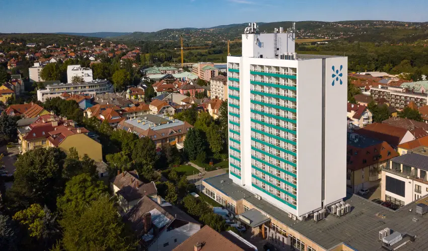 Hunguest Hotel Panor�ma H�v�z - P�nk�sdi pihen�s H�v�zen a Hunguest Panor�m�ban (min. 2 �j) 