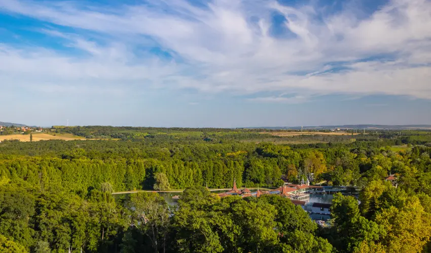 Hunguest Hotel Panor�ma H�v�z - P�nk�sdi pihen�s H�v�zen a Hunguest Panor�m�ban (min. 2 �j) 