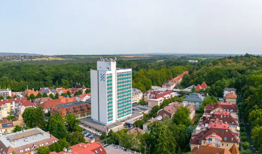 Hunguest Hotel Panor�ma H�v�z - P�nk�sdi pihen�s H�v�zen a Hunguest Panor�m�ban (min. 2 �j) 