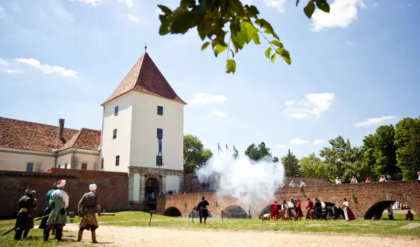 Park Inn by Radisson Srvr Resort & Spa Srvr - Pnksd (min. 3 j)