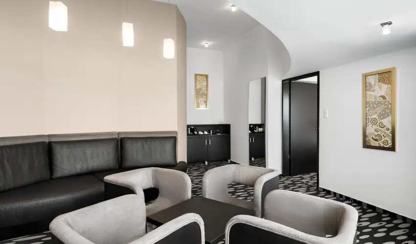 Park Inn by Radisson S�rv�r Resort & Spa S�rv�r - P�nk�sdi hossz� h�tv�ge receptje