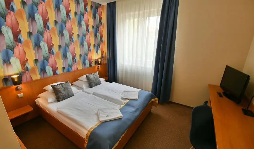 Hotel Platán Székesfehérvár Székesfehérvár - Pünkösd