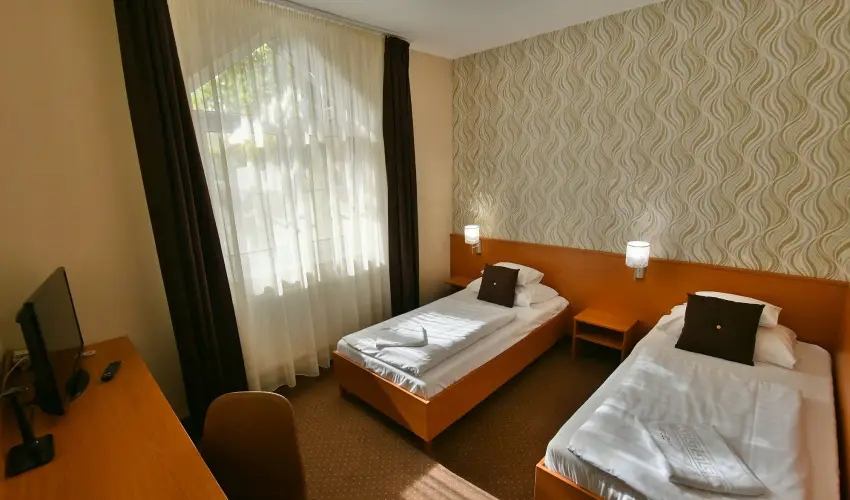 Hotel Platán Székesfehérvár Székesfehérvár - Pünkösd