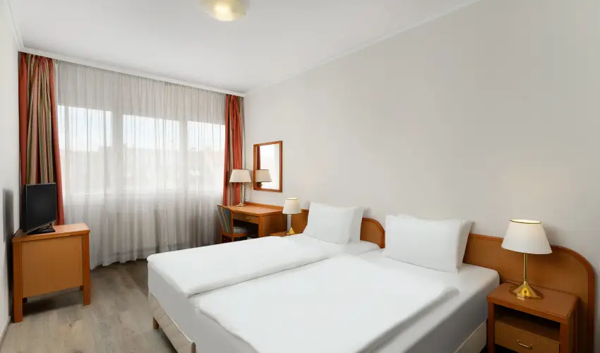 Danubius Hotel Rba Gyr - Pnksd - teljes elrefizetssel