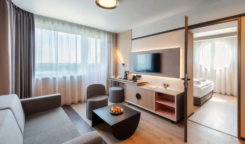 Hunguest B�k B�k, B�kf�rd� - P�nk�sd B�kf�rd�n f�lpanzi�val (min. 3 �j)