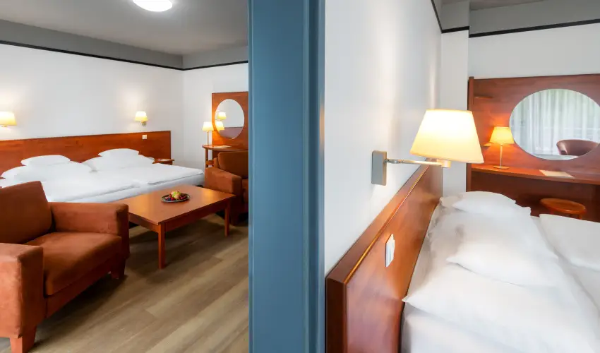 Hunguest B�k B�k, B�kf�rd� - P�nk�sd B�kf�rd�n f�lpanzi�val (min. 3 �j)