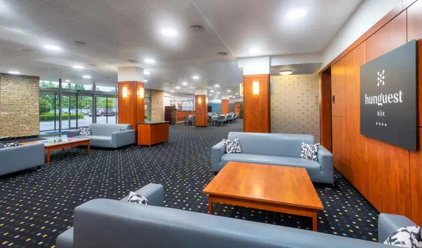 Hunguest B�k B�k, B�kf�rd� - P�nk�sd B�kf�rd�n f�lpanzi�val (min. 3 �j)