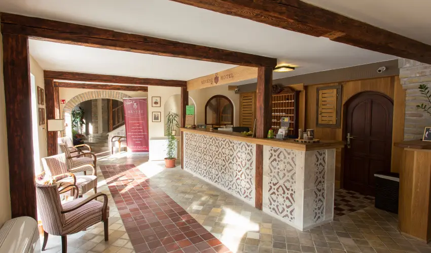 Rvsz Hotel, tterem & Rosa Spa Gyr - Pnksd 