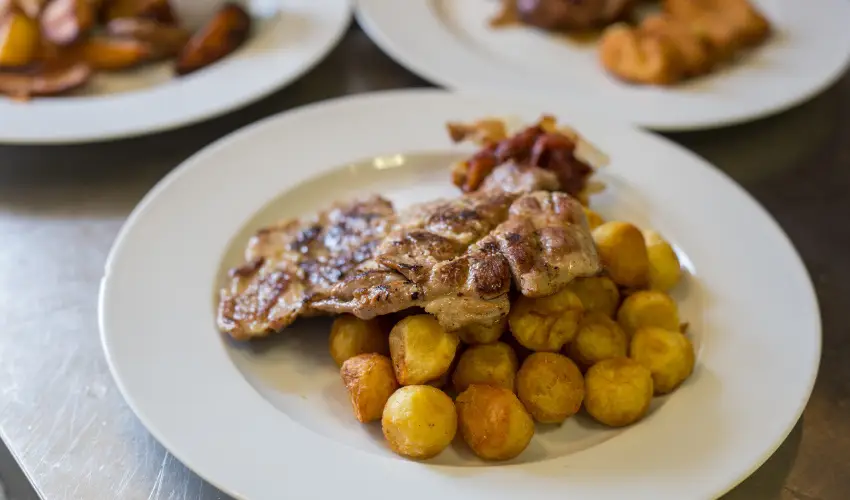 Rvsz Hotel, tterem & Rosa Spa Gyr - Pnksd 