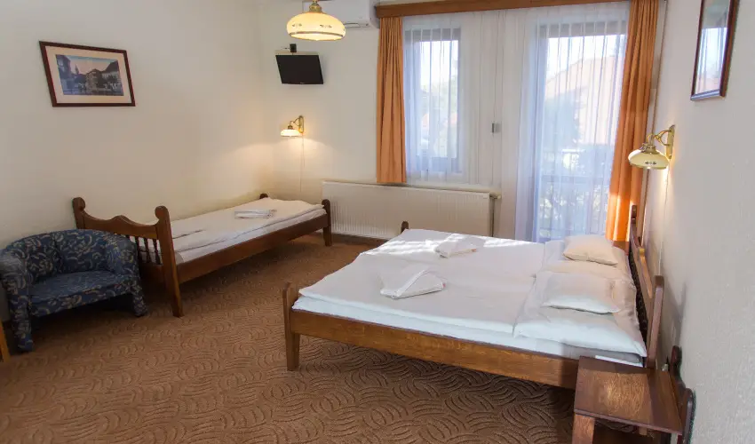 Rvsz Hotel, tterem & Rosa Spa Gyr - Pnksd 