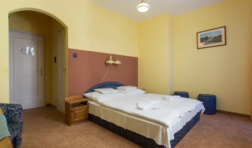 Rvsz Hotel, tterem & Rosa Spa Gyr - Pnksd 