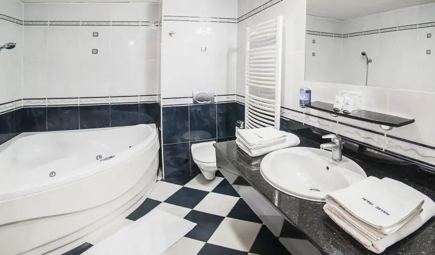 Silver Hotel Hajdszoboszl - Pnksd (min. 2 j)