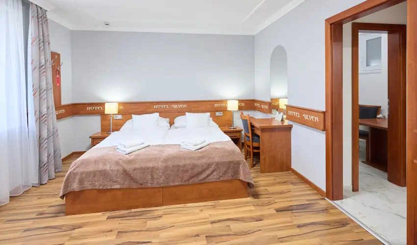Silver Hotel Hajd�szoboszl� - P�nk�sd