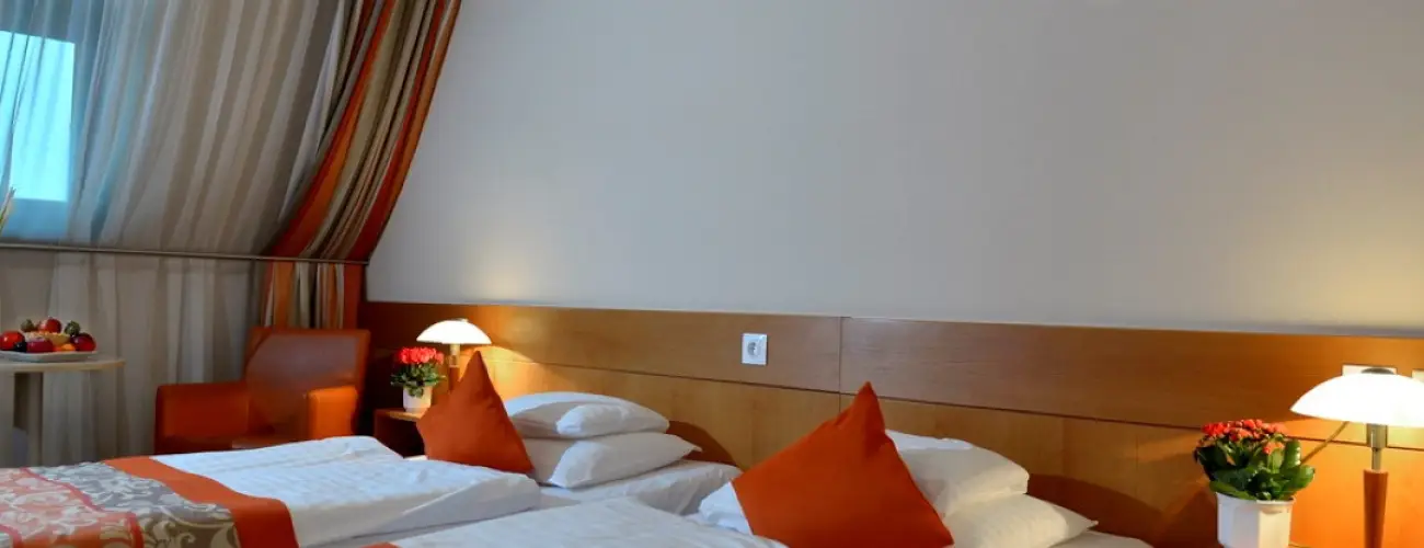 Sopron Hotel Sopron - Pnksd
