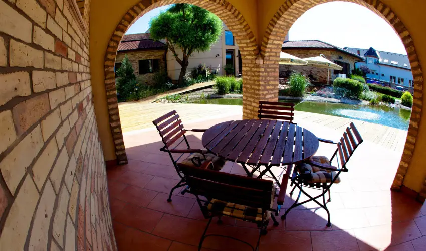 Hotel Stci Wellness & Konferencia Vecss - Pnksdi jjszlets (min. 2 j)